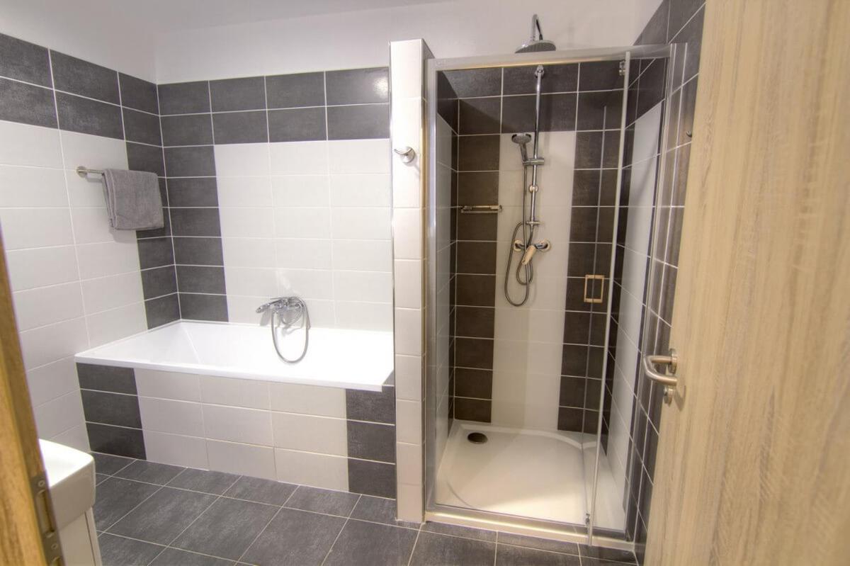 Zim-Let Lipno Apartment Frymburk Exterior photo